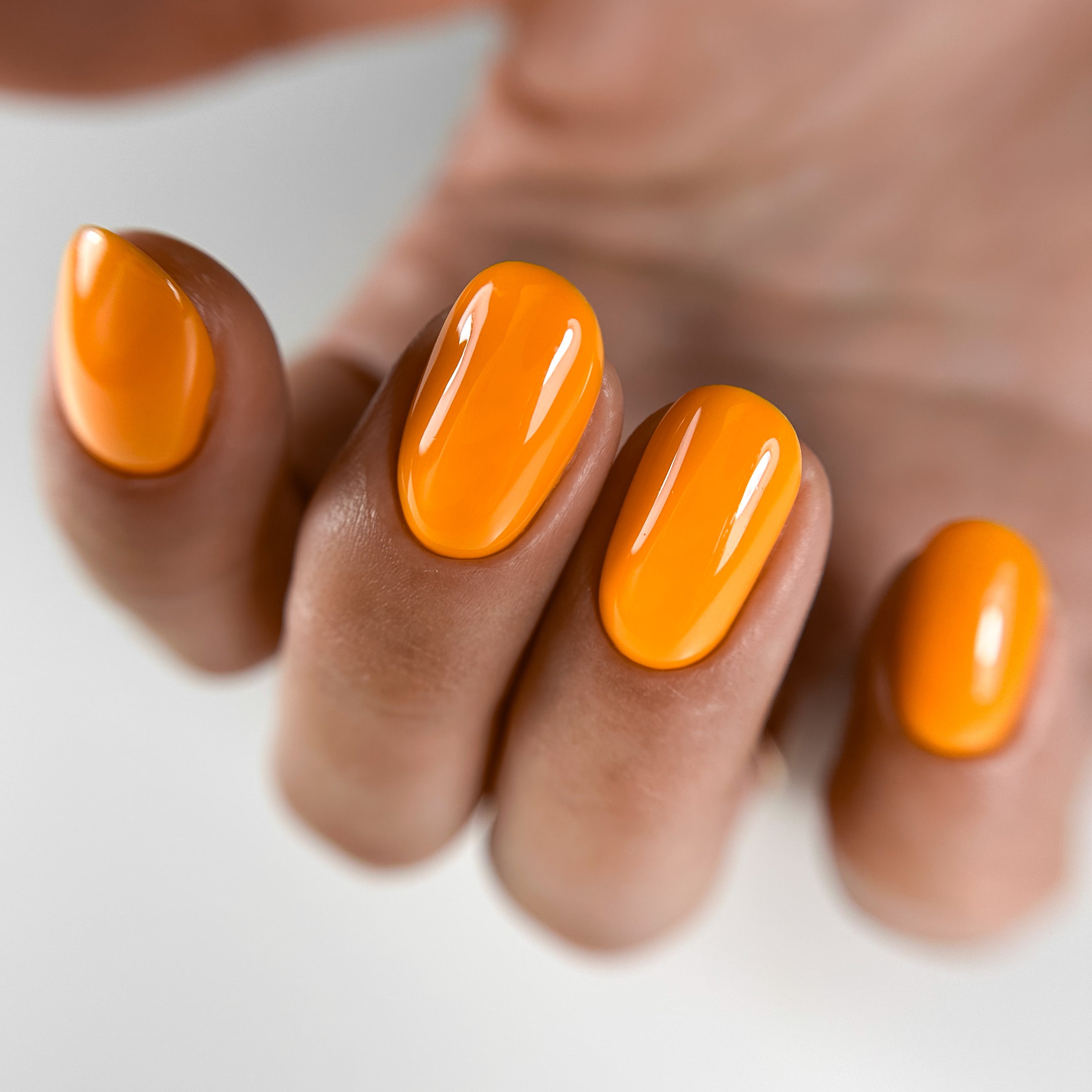 GELINIS LAKAS, MANGO