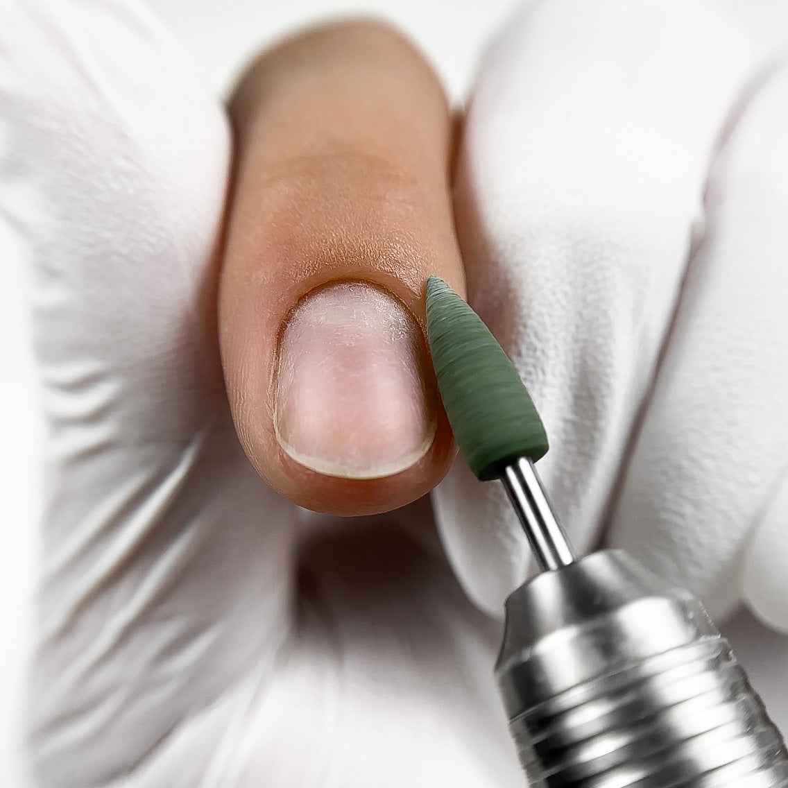 SILIKONINIS ANTGALIS, ŠVELNUS